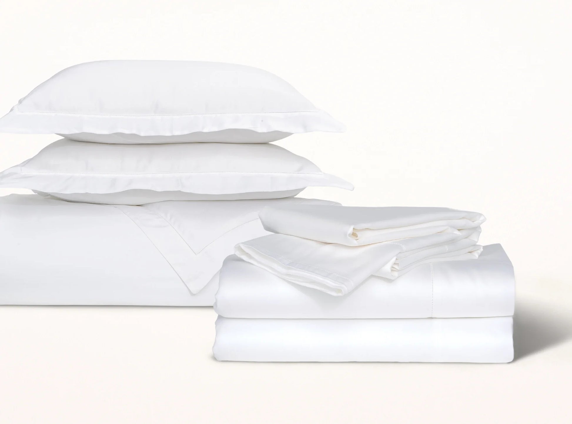 signature-sateen-hemstitched-bundle-white